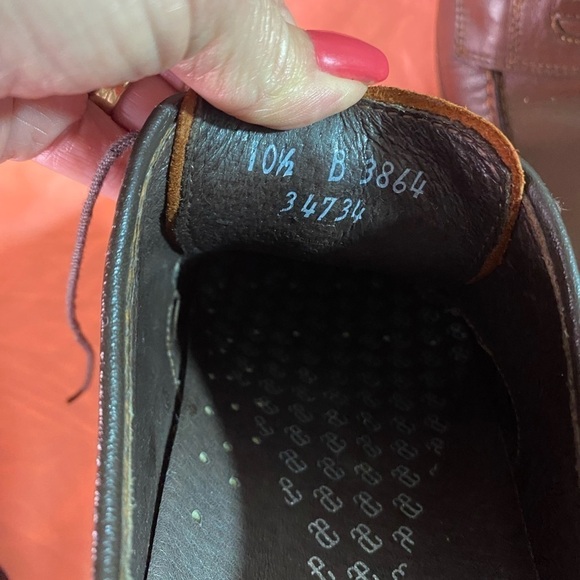 Allen Edmonds 10 1/2B - Picture 9 of 11